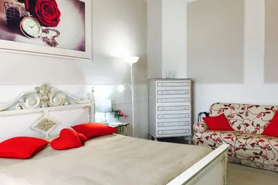 Image de Appartement Central pour Groupes - Ascenseur & Wi-Fi Rapide