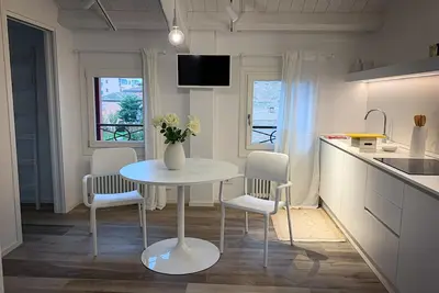 Image de Al Sagraeto \"Appartement blanc\" avec une vue magnifique sur les jardins