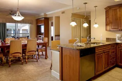 Image de Deux Chambres de Luxe Villa avec Loft minutes de Disney World