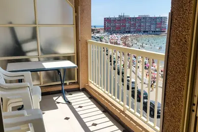 Image de PREMIÈRE Ligne Beach Front Fantastic Seeviews A / A Wifi 3rooms 2 Salle De Bains