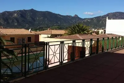 Image de Maison de Giovy (Les Collines. Résidence avec piscine)