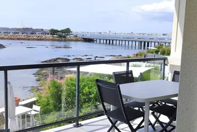 Image de Situation privilégiée  pour ce 12Om2 au bord de l'eau