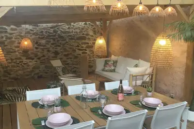 Image de La Bohème. Maison de village, jardin et spa. Lac du Salagou