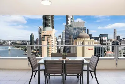Executive Family Suite * Brisbane Cbd * Vues * Lux * WiFi * Parking