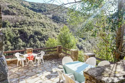 Image de Superbe maison de 2 chambres Ă Olargues