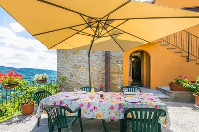 Image de Bel appartement dans une maison de vacances avec Wifi, piscine, Tv, terrasse et parking