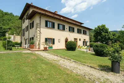 Image de Bel appartement dans une maison de vacances avec piscine, Wifi, Tv, patio, vue panoramique, parking