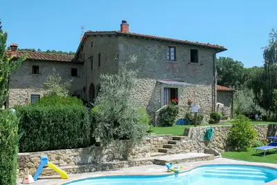 Image de Bel appartement dans une maison de vacances pour 4 personnes avec Wifi, piscine et parking