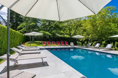 Image de Bel appartement dans une maison de vacances avec piscine privée, Wifi, Tv, terrasse, parking