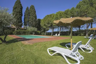 Image de Agréable appartement avec Wifi, piscine, Tv, patio, animaux admis, vue panoramique et parking