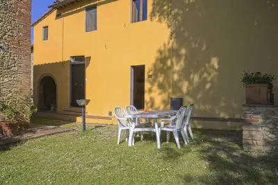 Image de Joli appartement avec piscine, Wifi, Tv, patio, animaux admis, vue panoramique et parking