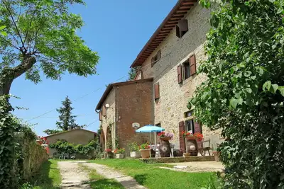 Image de Appartement dans une maison de vacances avec Wifi, piscine, patio, vue panoramique, parking