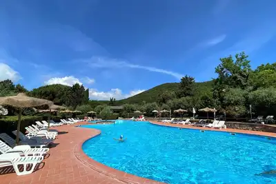 Image de Confortable appartement pour 6 personnes avec Wifi, climatisation, piscine, Tv, terrasse et parking