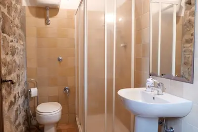 Image de Agréable appartement dans une maison de vacances pour 3 personnes avec Wifi, Tv, patio et parking