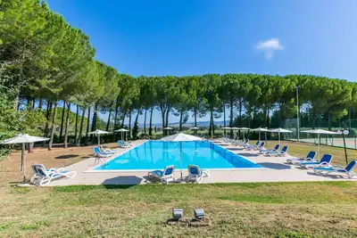 Image de Bel appartement pour 6 personnes avec climatisation, piscine, Wifi, Tv et terrasse