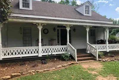 Image de The Georgia Farmhouse