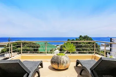 Image de Camps Bay Beach Condo