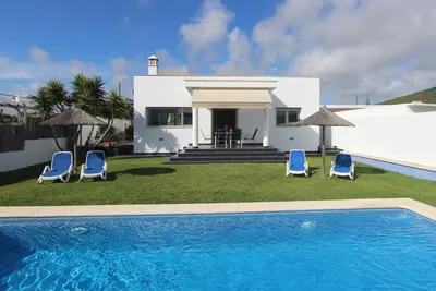 Caños de Meca - Maison très moderne avec piscine près de la plage