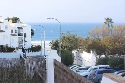 Image de appartement charmant avec vue sur mer et très près de la plage