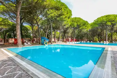 Image de Joli appartement dans une maison de vacances avec climatisation, piscine, Wifi, terrasse, parking
