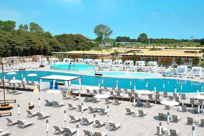 Image de Bel appartement pour 5 personnes avec Wifi, piscine, climatisation, Tv, terrasse et animaux admis