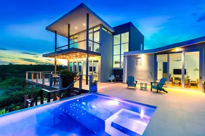 Image de Nouvelle maison moderne à Culebra / Piscine / Studios indépendants