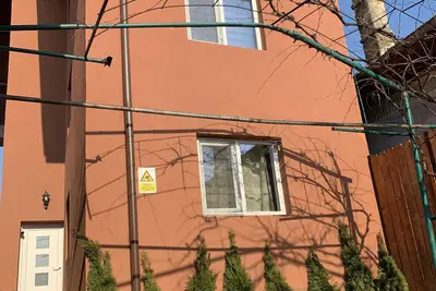 Image de Villa moderne, nouvellement construite et très calme