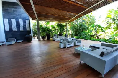 Escapade tropicale ultime pour les couples ou les familles ainsi que golf et massage gratuits!