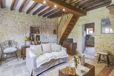 Image de Authentique mas bourguignon avec cheminée à Talon