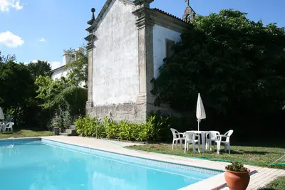 Image de Les Casas de Gatão sont un groupe de maisons voisines insérées à Quinta de Gatão