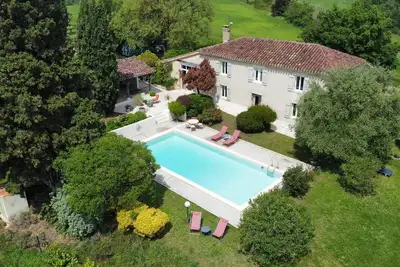 Image de Le paradis retrouvé - Paix pure et calme garanti 100% - Propriété de caractère.