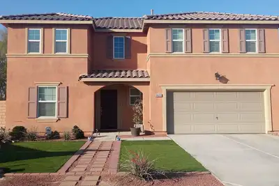 Image de 3. 2 miles Coachella Music Festival\\Stagecoach Home