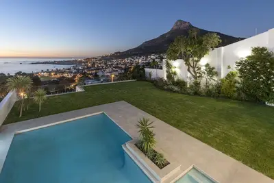 Image de Sandpiper House-Superbes vues sur l'océan, piscine chauffée et grand jardin