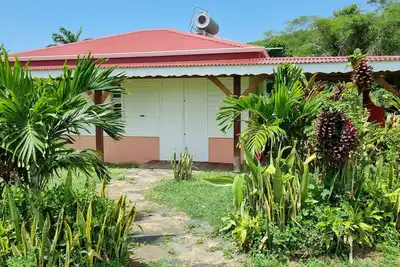 Image de Deshaies : Gîte 4 personnes à Fort-Royal.