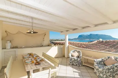 Image de Confortable appartement pour 5 personnes avec climatisation, Wifi, piscine, Tv et terrasse