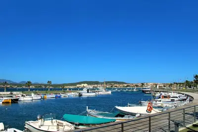 Image de Bel appartement pour 5 personnes avec Wifi, piscine, climatisation, Tv, terrasse et animaux admis