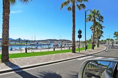 Image de Confortable appartement avec piscine, climatisation, Wifi, Tv, terrasse et animaux admis