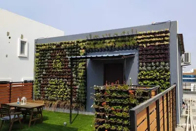 Image de Penthouse unique avec jardin vertical au coeur de Gachibowli