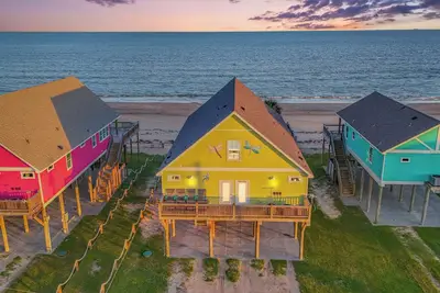 Image de Toute nouvelle beauté en bord de mer spectaculaire Dragonfly! 5br incl. Loft à l'étage, 4bth