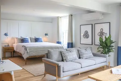 Image de Great Island Inn - Studio King - Vue sur le jardin