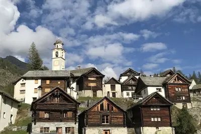 Image de Appartement confortable dans le magnifique noyau de Bosco Gurin