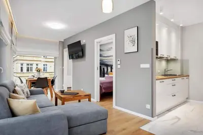 Apartament Lissa | By the Promenade | Desk