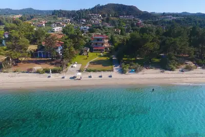 Image de Villa Argo 3 - Front de mer, grands jardins, emplacement incroyable et vues fantastiques!
