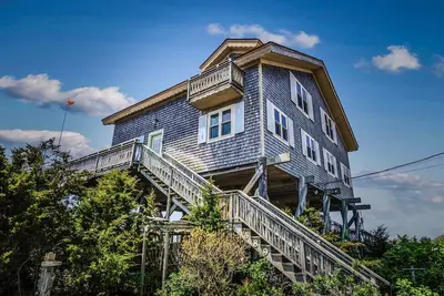 Image de Maison de 3 chambres à Charlestown Beach