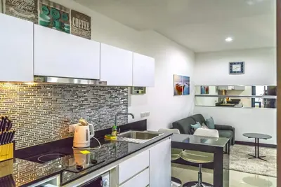 Image de Camilla Панорамные апартаменты на юге острова @Naiharn Beach Condominium B502