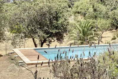 Image de villa climatisée avec piscine, terrasses et jardin - proche Île Rousse et plage