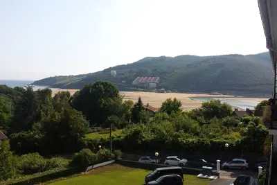 Image de Grand appartement avec terrasse sur Urdaibai