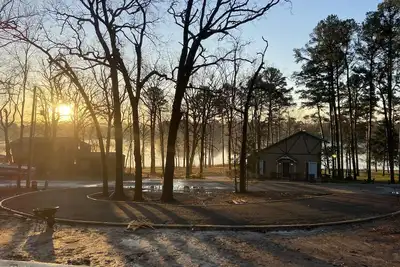 Image de Cabine confortable avec vue panoramique sur le lac Holbrook