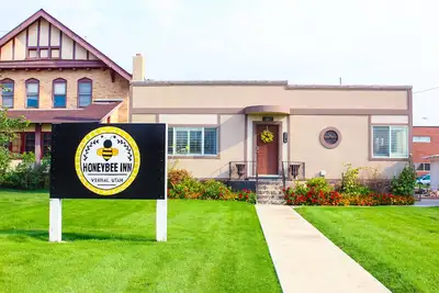 Image de Un endroit doux pour les abeilles pour la nuit!