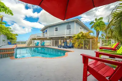 Image de Superbe maison de 3 chambres, 4 salles de bain avec piscine et vue sur l'eau sur Big Pine Key